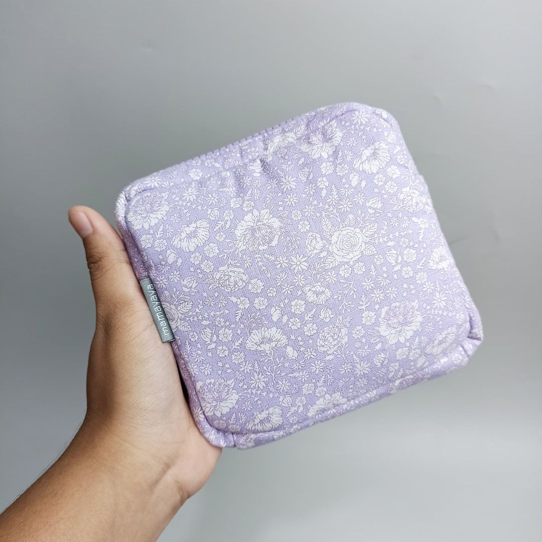 MINI POUCH PUFFY_A6363_CAMELIA LILAC