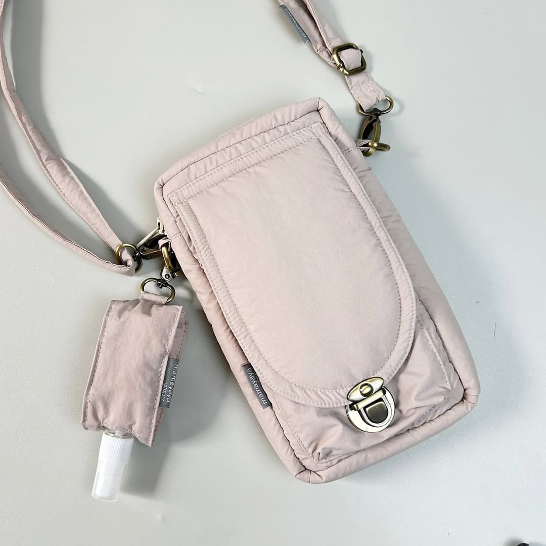 PHONE WALLET POUCH PUFFY & HAND SANITIZER HOLDER_C6106_PEARLY GREY