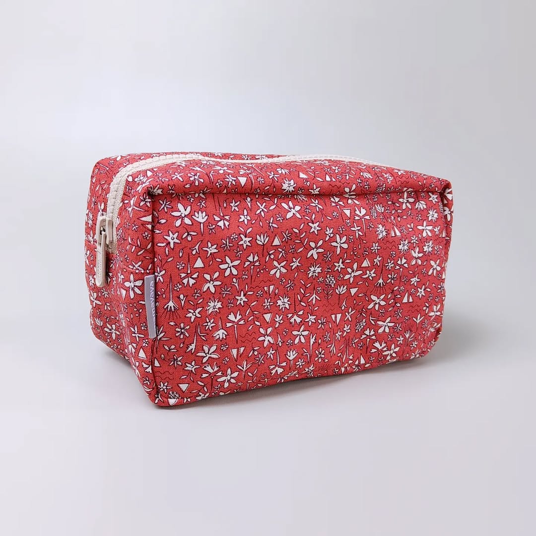 COSMETIC POUCH_C6042_BUNGA SOKA