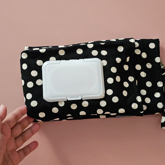 SET TISSUE POUCH 2 IN 1 & HAND SANITIZER HOLDER_C7182_MEDIUM POLKA CREAM FLIP PUTIH