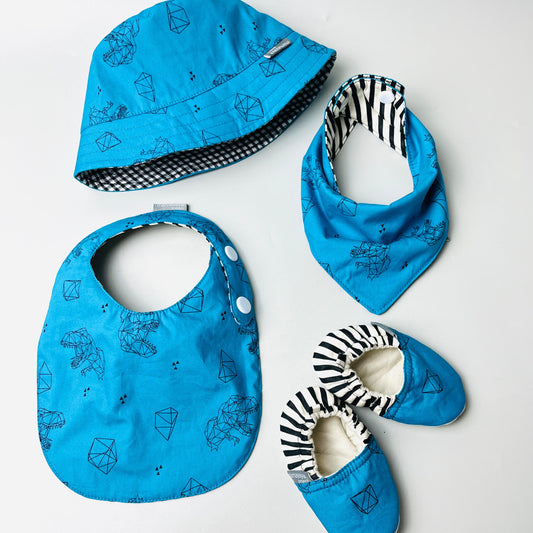 SET BABY | BUCKET HAT | BIBS | BABY SHOES_A6017_ORIGAMI DINO