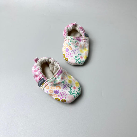 BABY SHOES_A7227_MIX FLOWER CANTIK_(6-9)