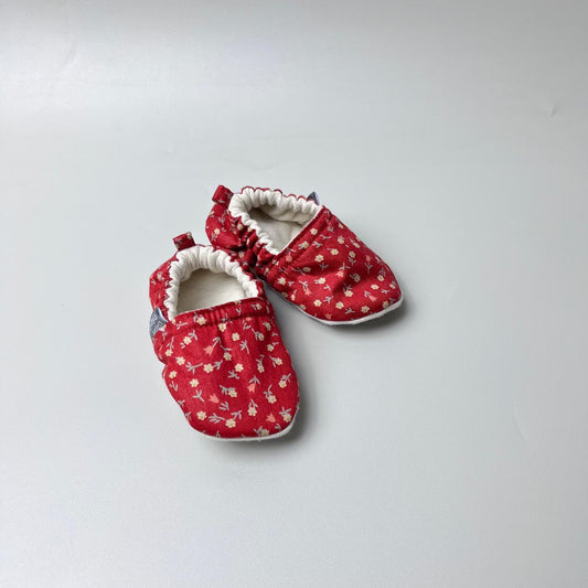 BABY SHOES_A2083_BUNGA MINI DASAR MERAH_(6-9)