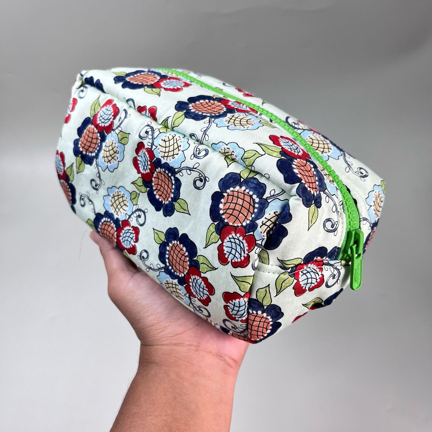 COSMETIC POUCH PUFFY_A7033_PASSIFLORA FLOWER