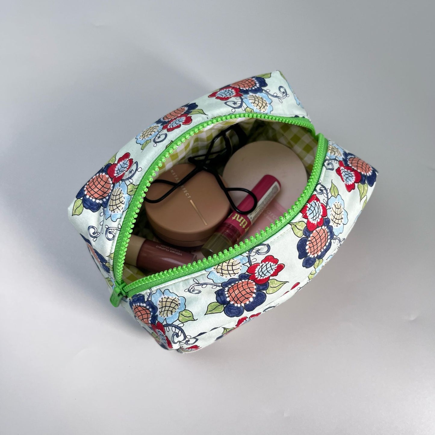 COSMETIC POUCH PUFFY_A7033_PASSIFLORA FLOWER