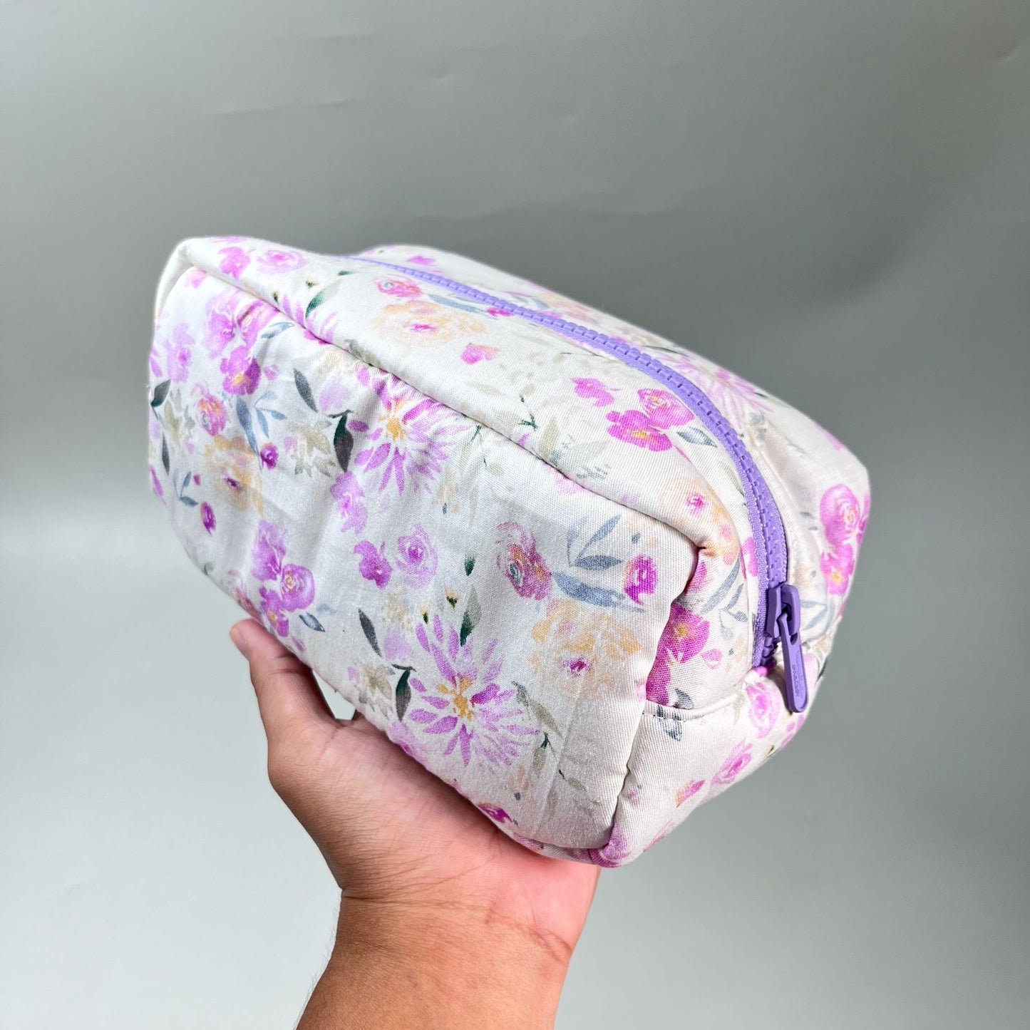 COSMETIC POUCH PUFFY_A7211_ANYELIR UNGU