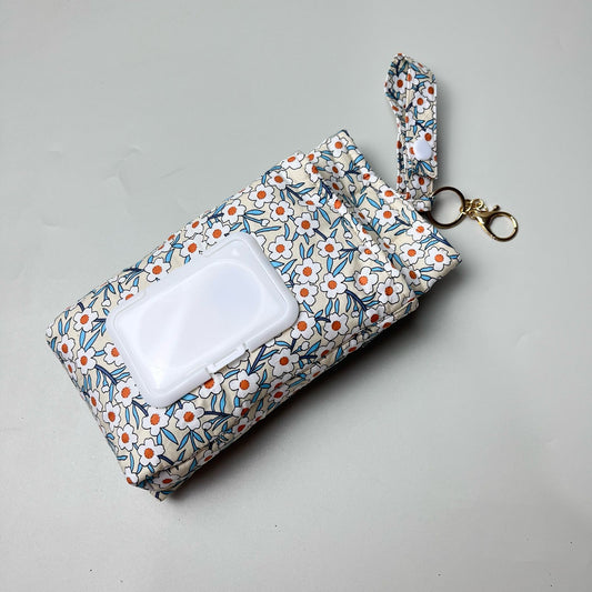 TISSUE POUCH 2 IN 1_A7250_DAISY PUTIH