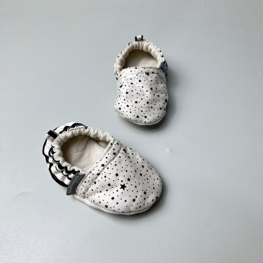 BABY SHOES_A7013_MINI BINTANG DASAR PUTIH_(6-9)