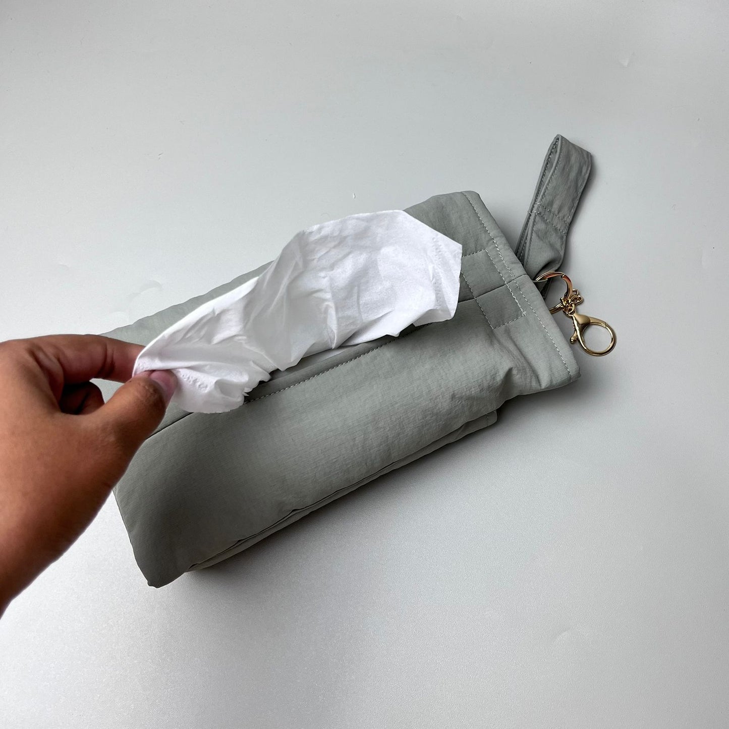 TISSUE POUCH 2 IN 1_C6096_NEVADA GREEN