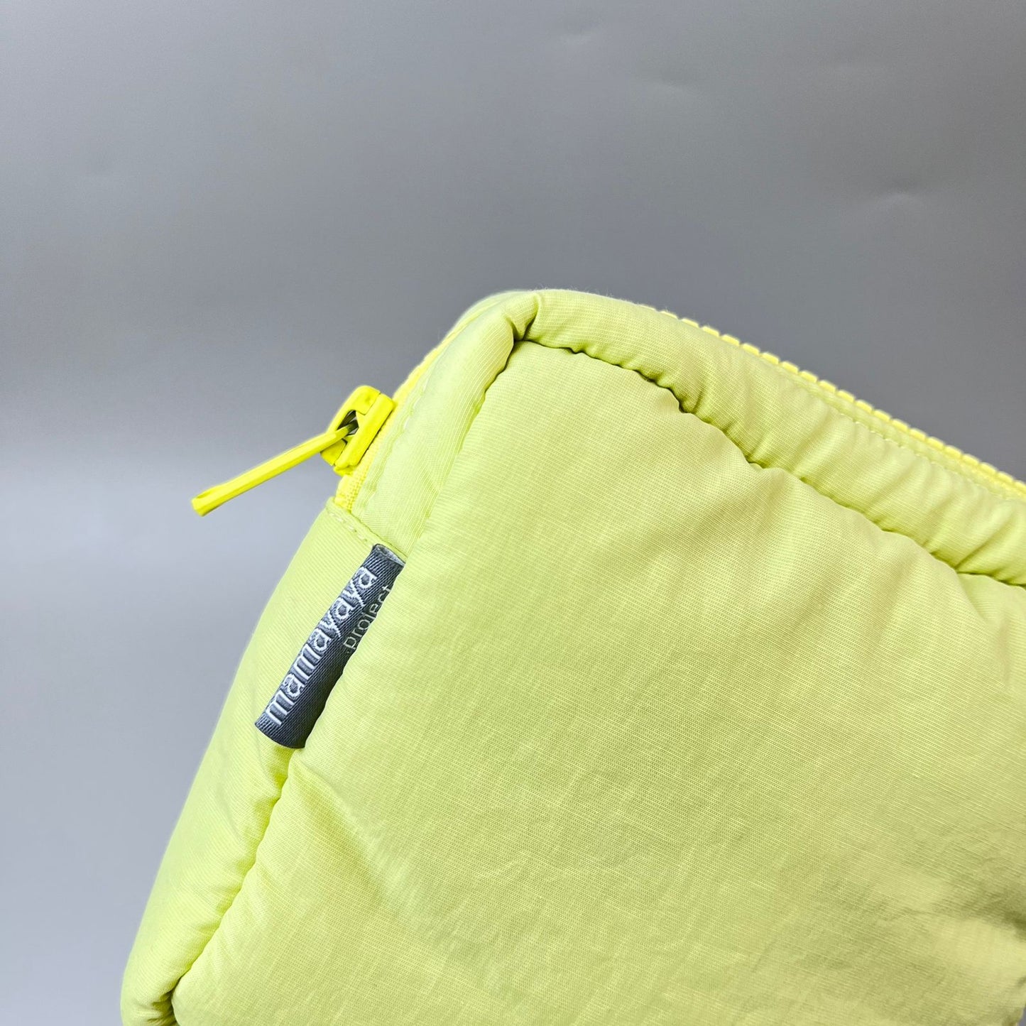 MINI POUCH PUFFY_C6364_LIME GREEN