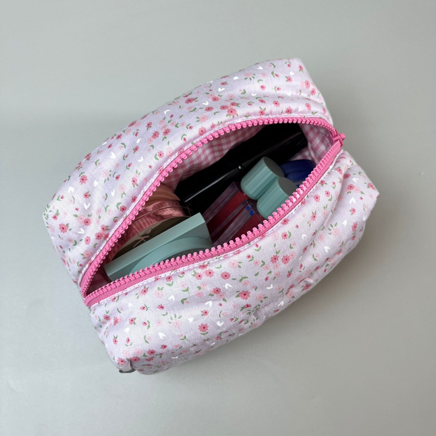 COSMETIC POUCH PUFFY_A7041_MINI DAISY PINK