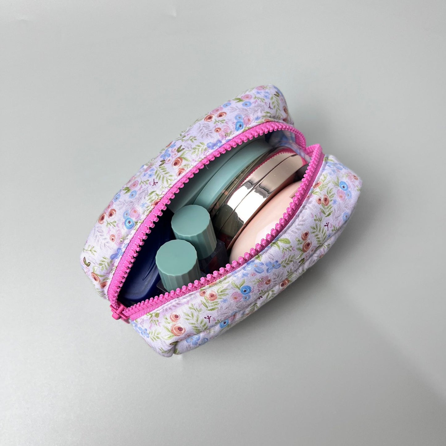 POUCH MEDIUM_C7164_MINI DANDELION PINK