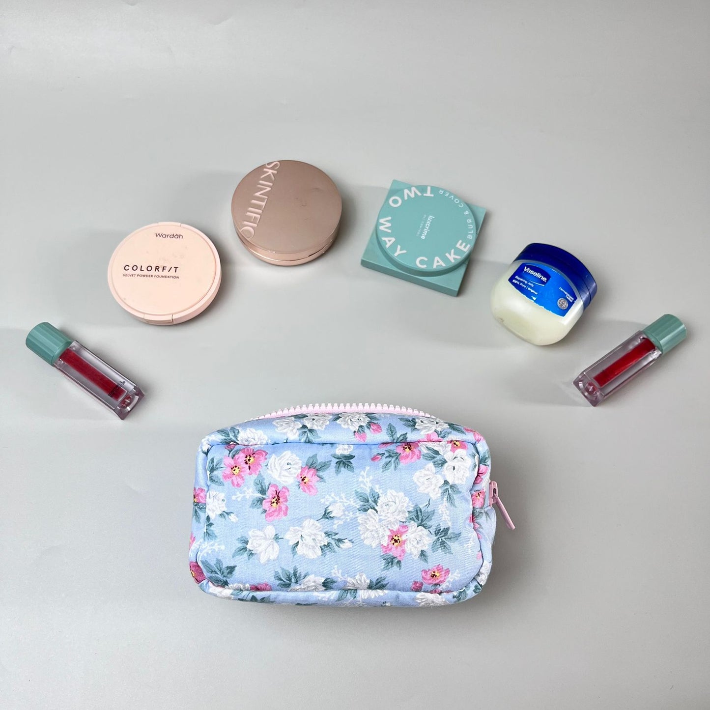 POUCH MEDIUM_C7097_SHABBY ROSE BLUE