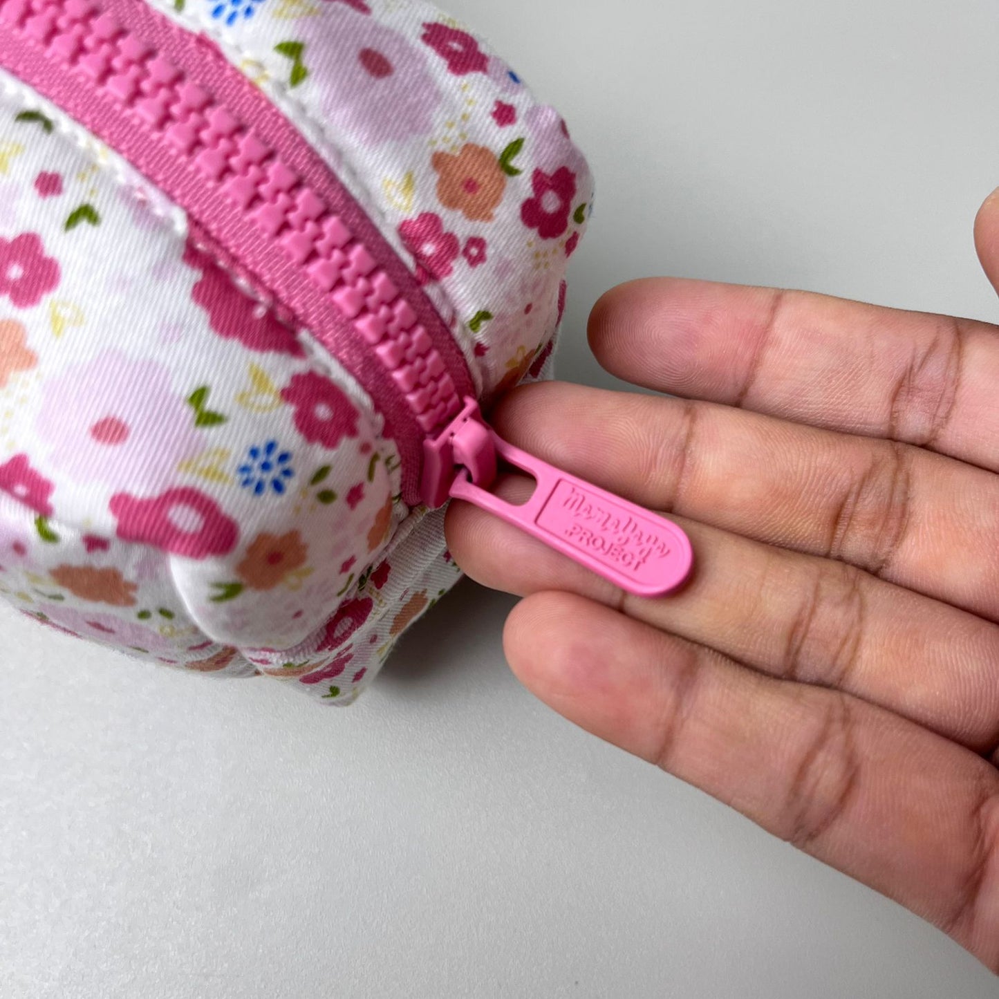 POUCH MEDIUM_A7017_NIGELLA PINK