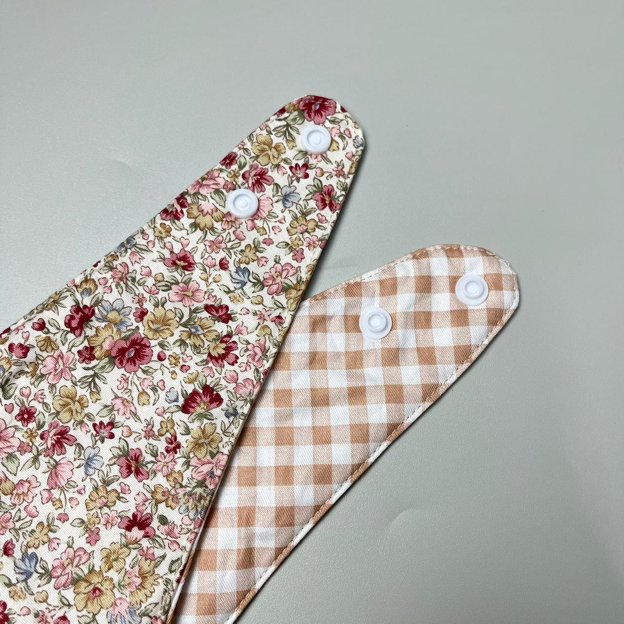 SCARF BIBS_A4121_BUNGA ANEMONE MERAH
