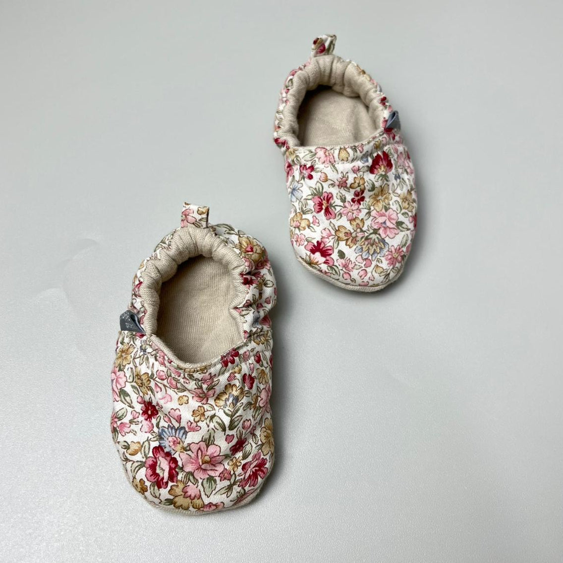 BABY SHOES_A4121_BUNGA ANEMONE MERAH_(6-9)