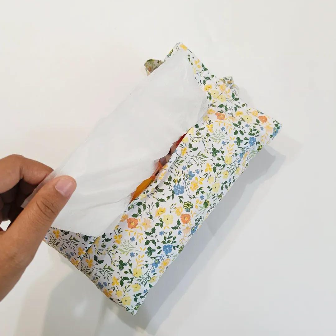 TISSUE POUCH 2 IN 1_TABEBUYA KUNING