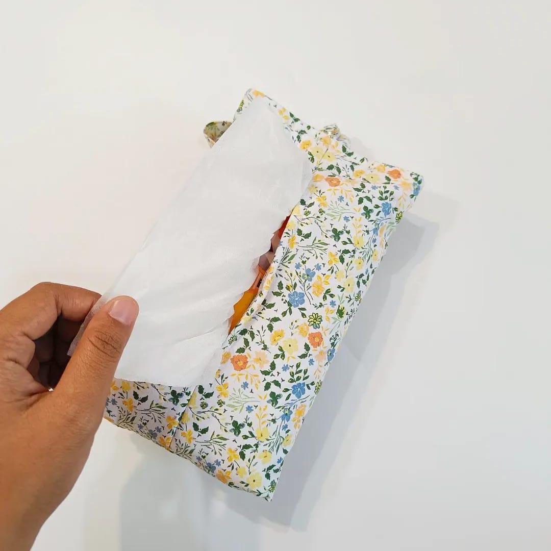 TISSUE POUCH 2 IN 1_TABEBUYA KUNING