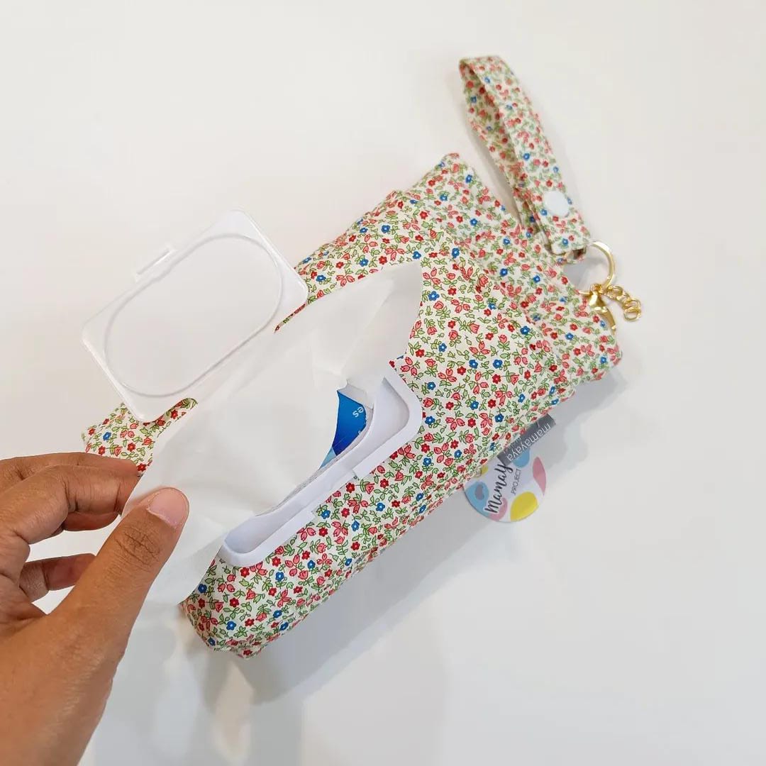 TISSUE POUCH 2 IN 1_MINI CLOVER MERAH
