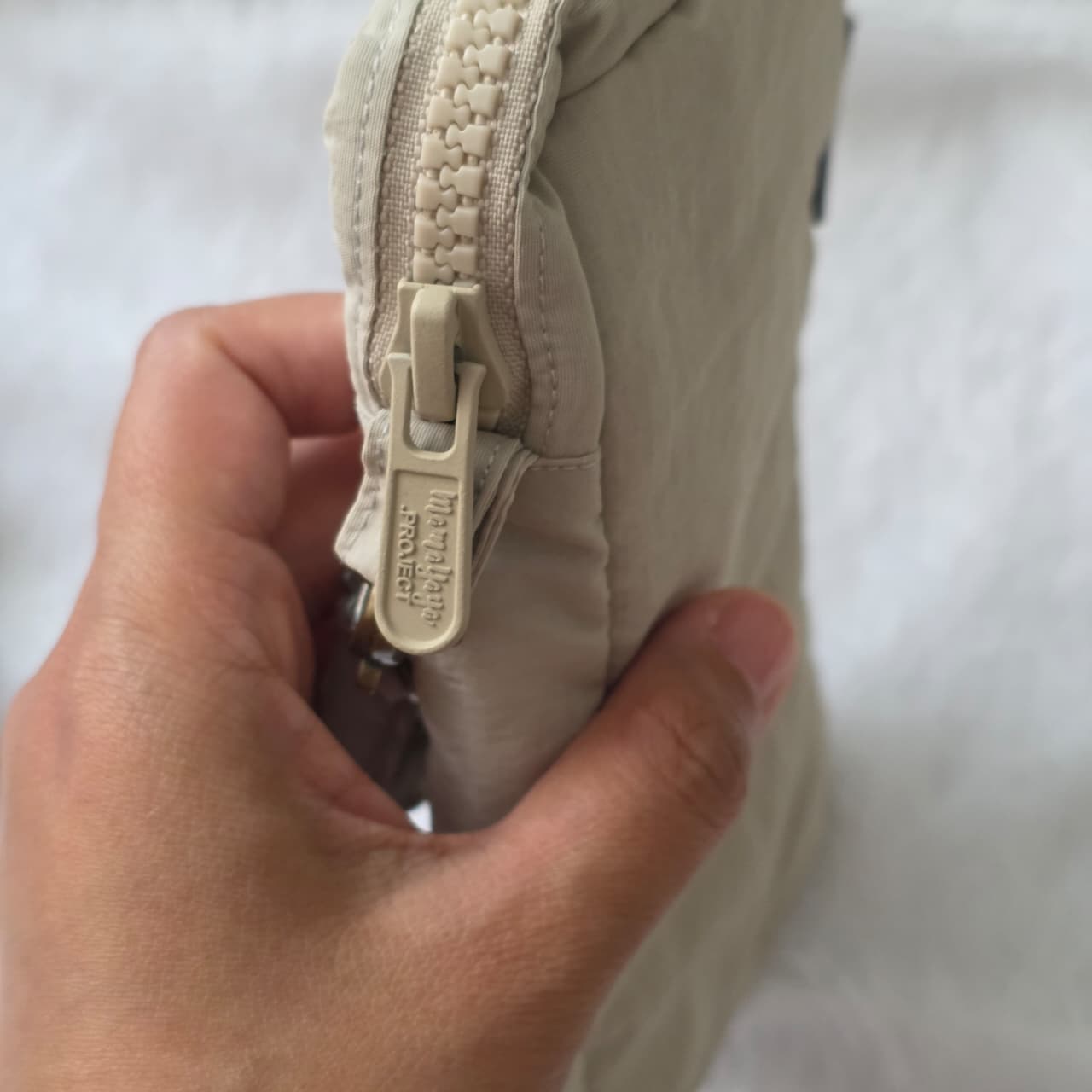 POUCH HP_OYSTER