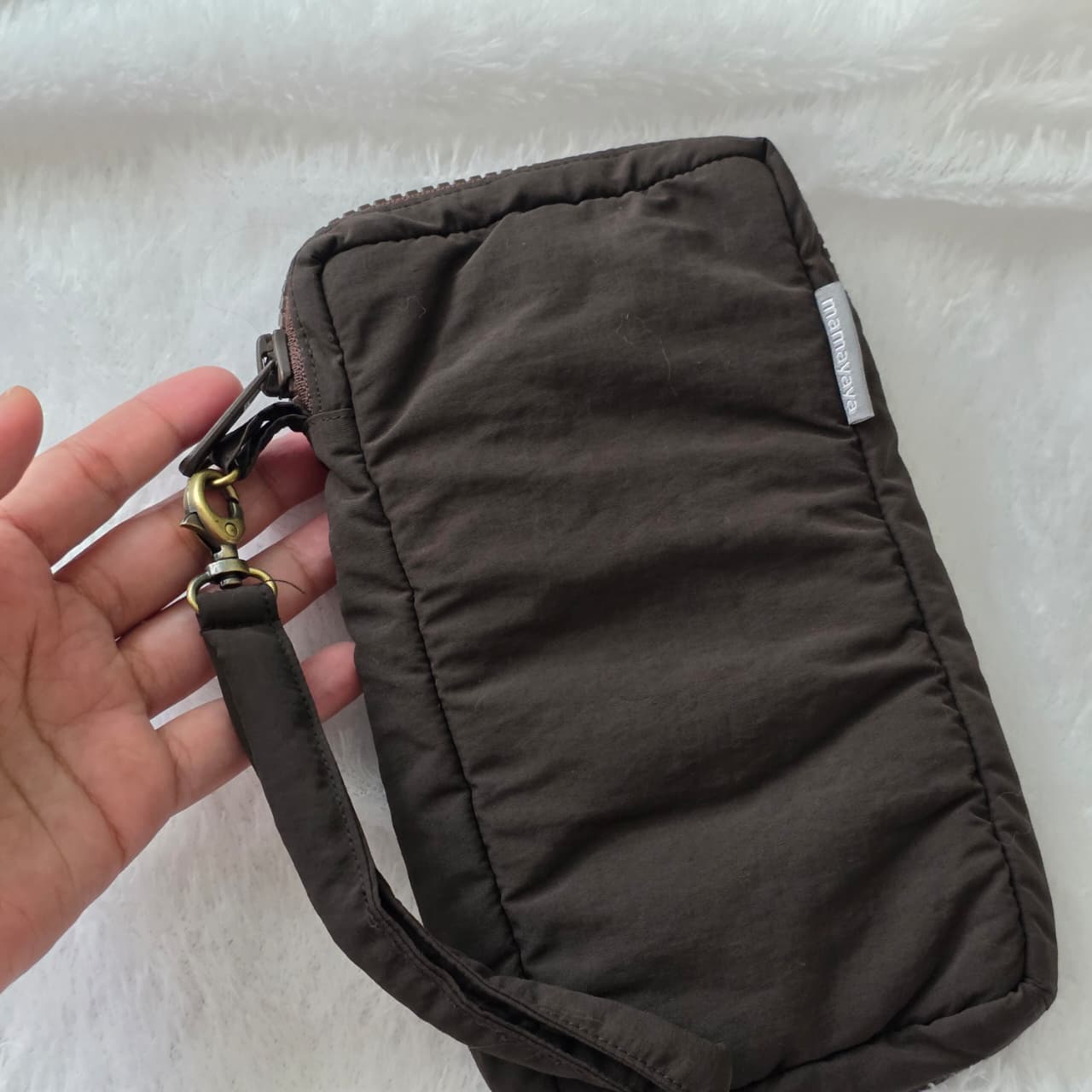 POUCH HP_DARK CHOCO