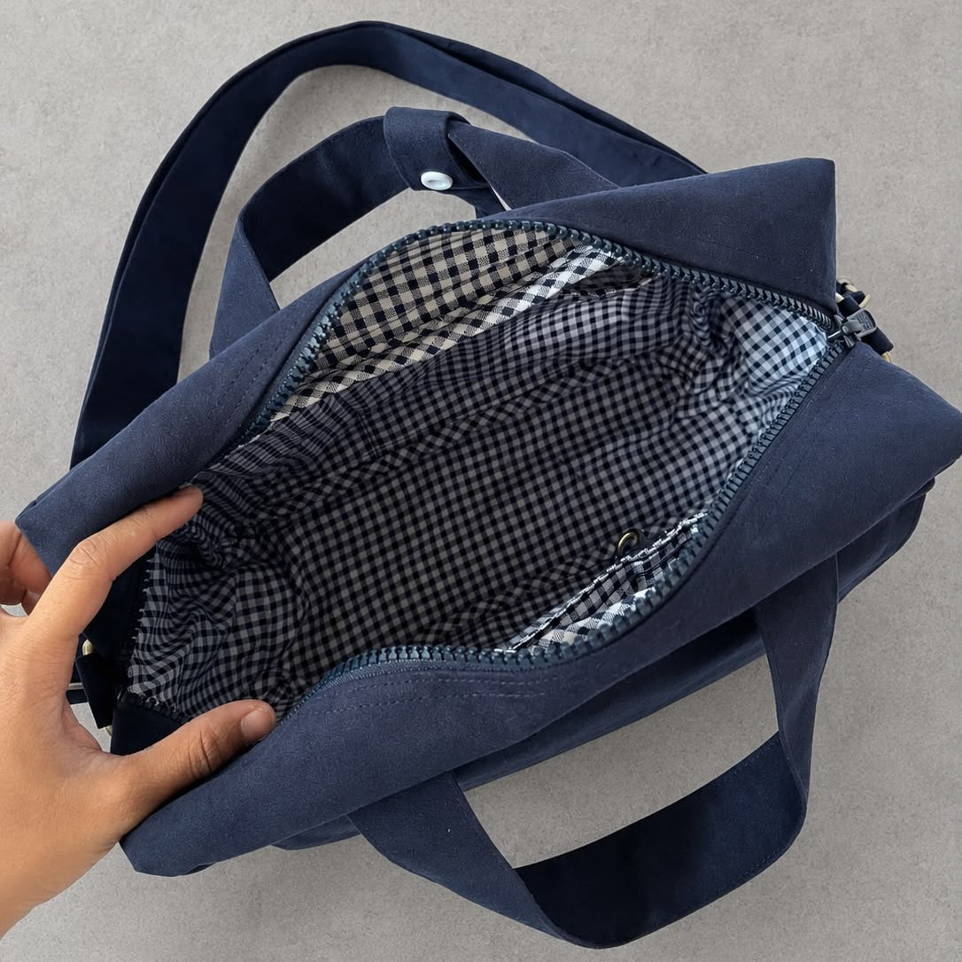 MULTI PURPOSE POUCH _ SUEDE NAVY