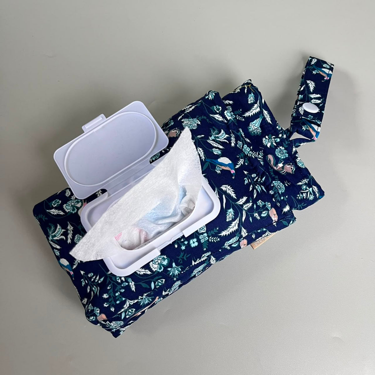 TISSUE POUCH 2 IN 1_BUNGA NAVY