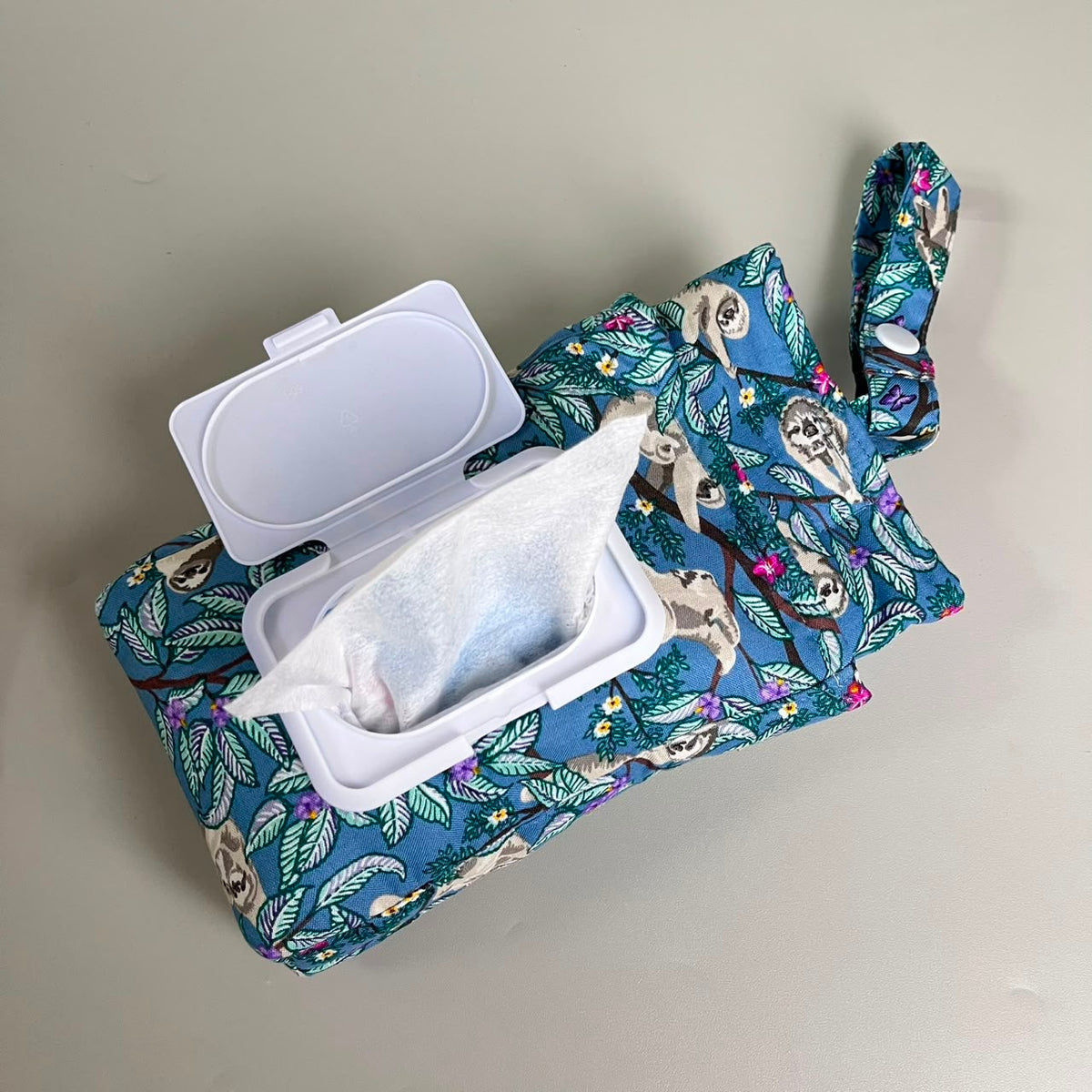 TISSUE POUCH 2 IN 1_KUNGKANG BIRU