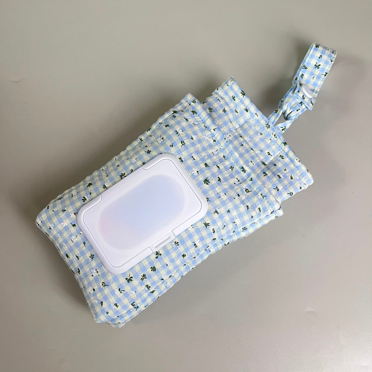 TISSUE POUCH 2 IN 1_DAUN KOTAK BIRU