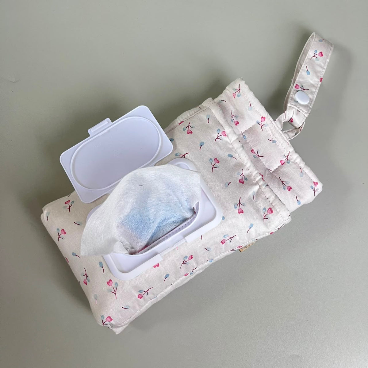 TISSUE POUCH 2 IN 1_TULIP PUTIH