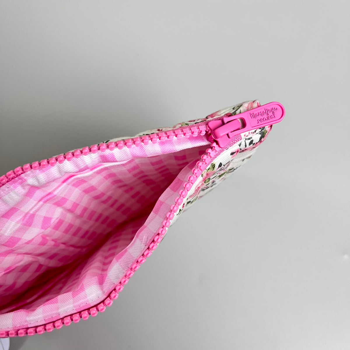 SLIM POUCH_ROSE DASAR BW
