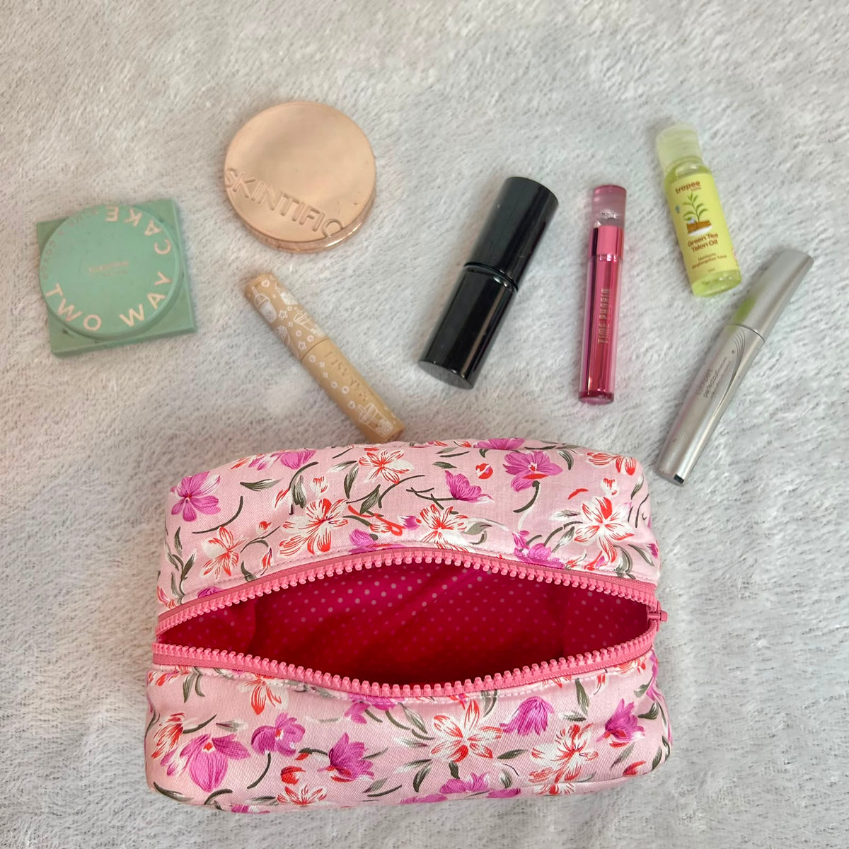 COSMETIC POUCH PUFFY_DAHLIA PINK