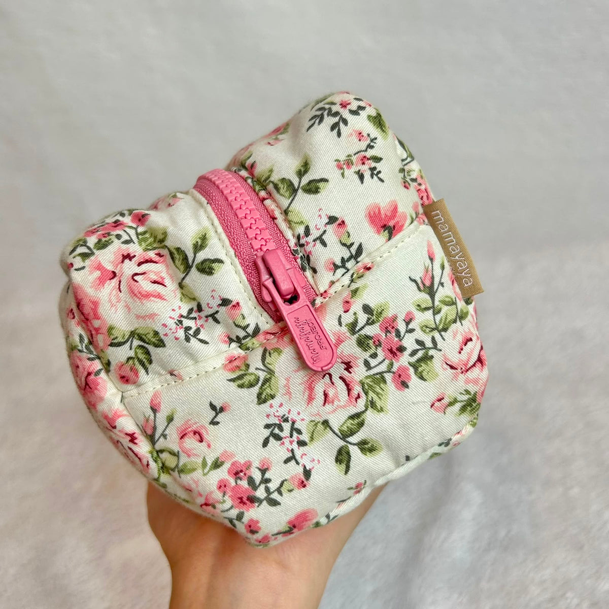 COSMETIC POUCH PUFFY_ROSE DASAR BW