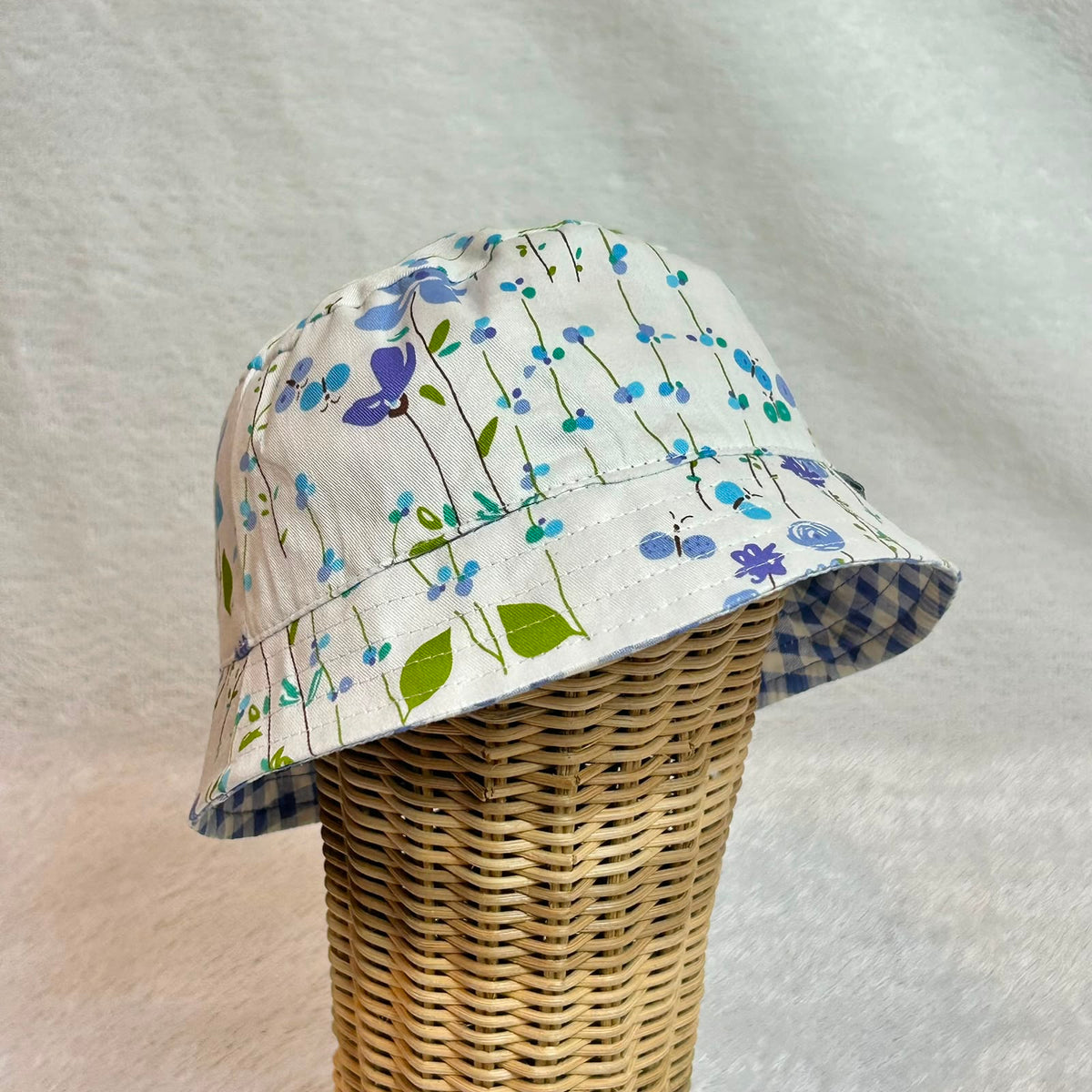 BUCKET HAT_BUNGA BALON BIRU_42