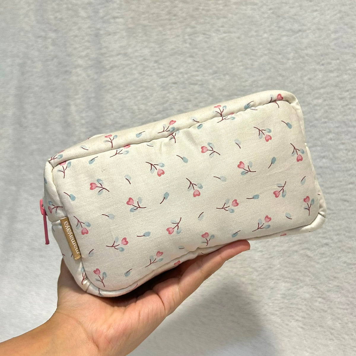 COSMETIC POUCH PUFFY_TULIP PUTIH
