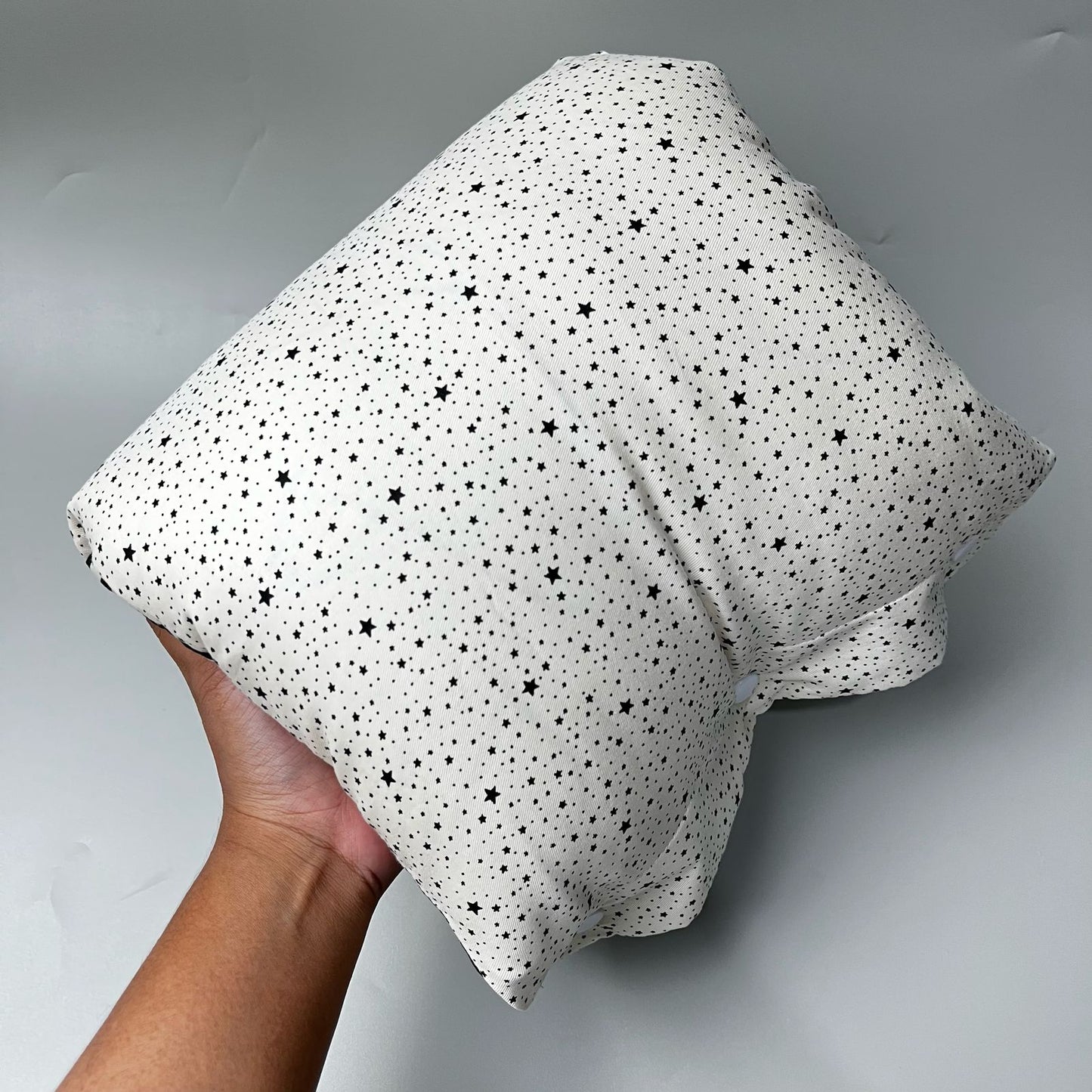 TRAVEL NURSING ARM PILLOW_⁠A7013_MINI BINTANG DASAR PUTIH