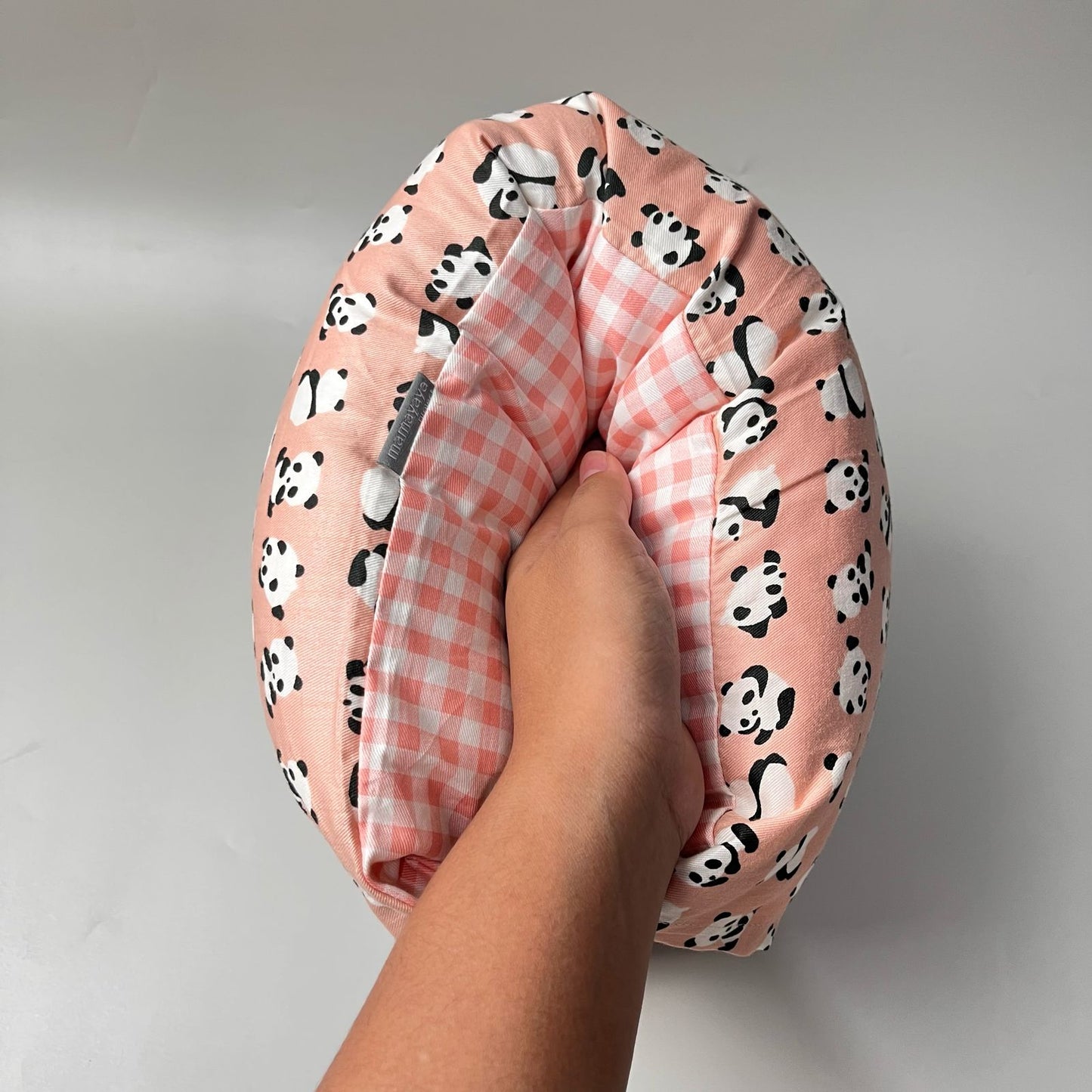 TRAVEL NURSING ARM PILLOW_⁠A6261_PANDA PEACH