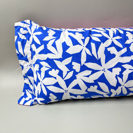 TRAVEL NURSING ARM PILLOW_⁠A7255_CLEMATIS BLUE