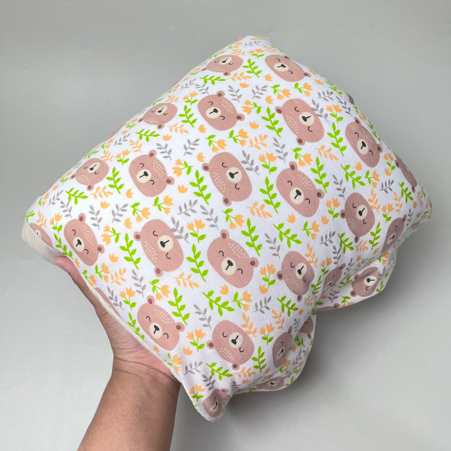 TRAVEL NURSING ARM PILLOW_⁠B7279_BUNGA BERUANG