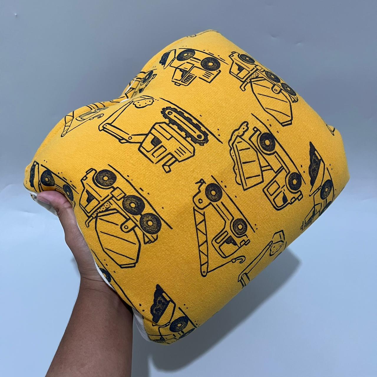 TRAVEL NURSING ARM PILLOW_⁠B7294_TRUCK KUNING