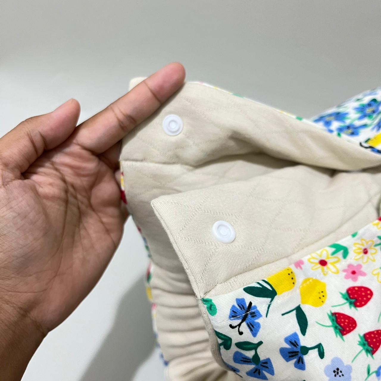 TRAVEL NURSING ARM PILLOW_B7296_BUNGA STRAWBERRY