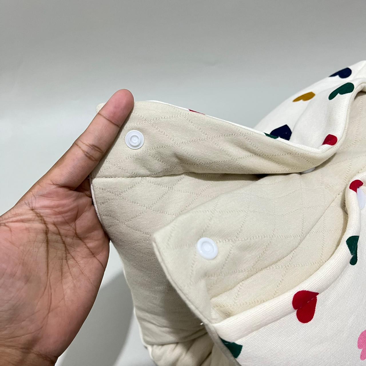 TRAVEL NURSING ARM PILLOW_B7297_LOVE WARNA-WARNI