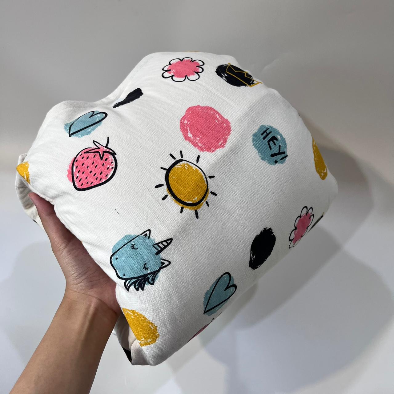 TRAVEL NURSING ARM PILLOW_⁠B7313_UNICORN LOVE (KAOS)