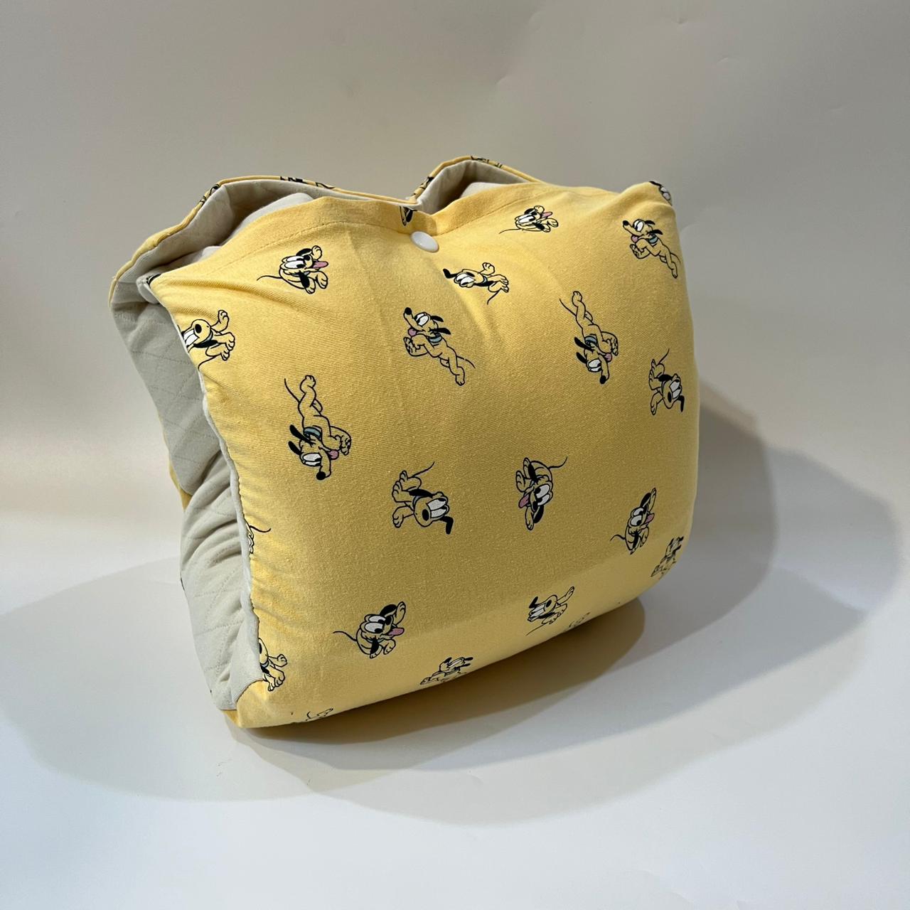 TRAVEL NURSING ARM PILLOW_⁠B7319_PLUTO KUNING (KAOS)