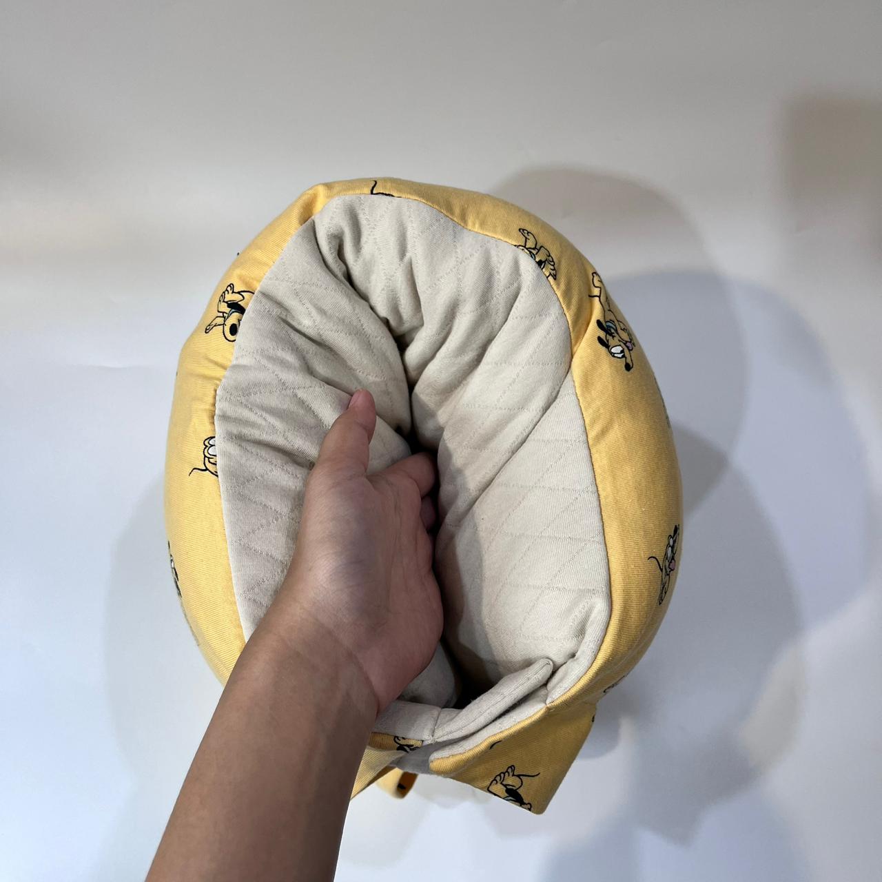 TRAVEL NURSING ARM PILLOW_⁠B7319_PLUTO KUNING (KAOS)