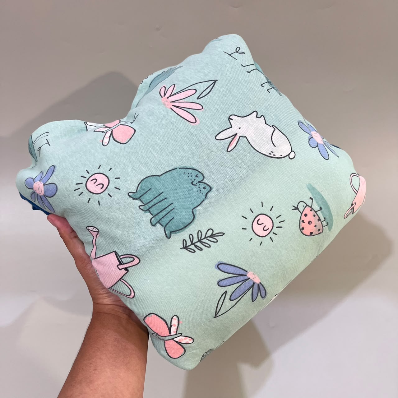 TRAVEL NURSING ARM PILLOW_KELINCI TOSCA EMBOS BIRU (KAOS)