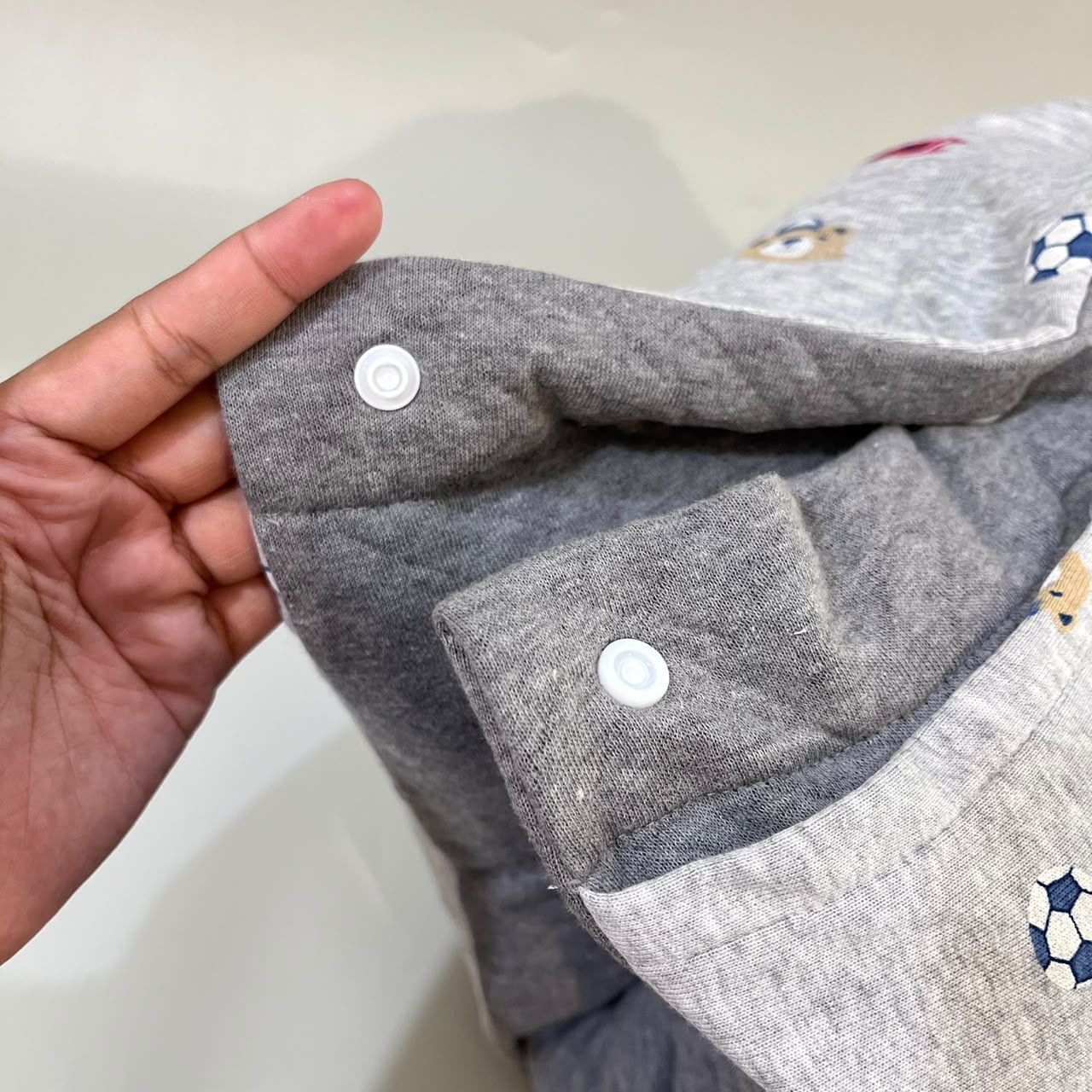 TRAVEL NURSING ARM PILLOW_BEAR GREY (KAOS)
