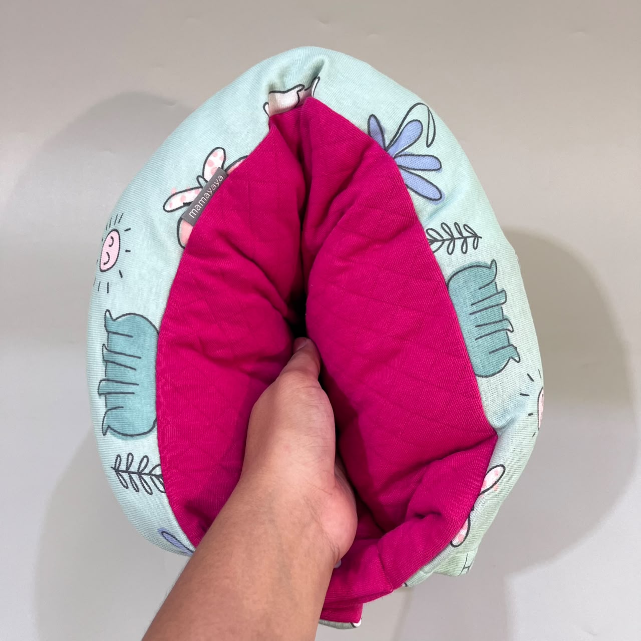 TRAVEL NURSING ARM PILLOW_KELINCI TOSCA EMBOS PINK (KAOS)
