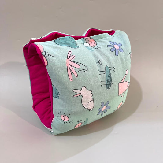 TRAVEL NURSING ARM PILLOW_KELINCI TOSCA EMBOS PINK (KAOS)