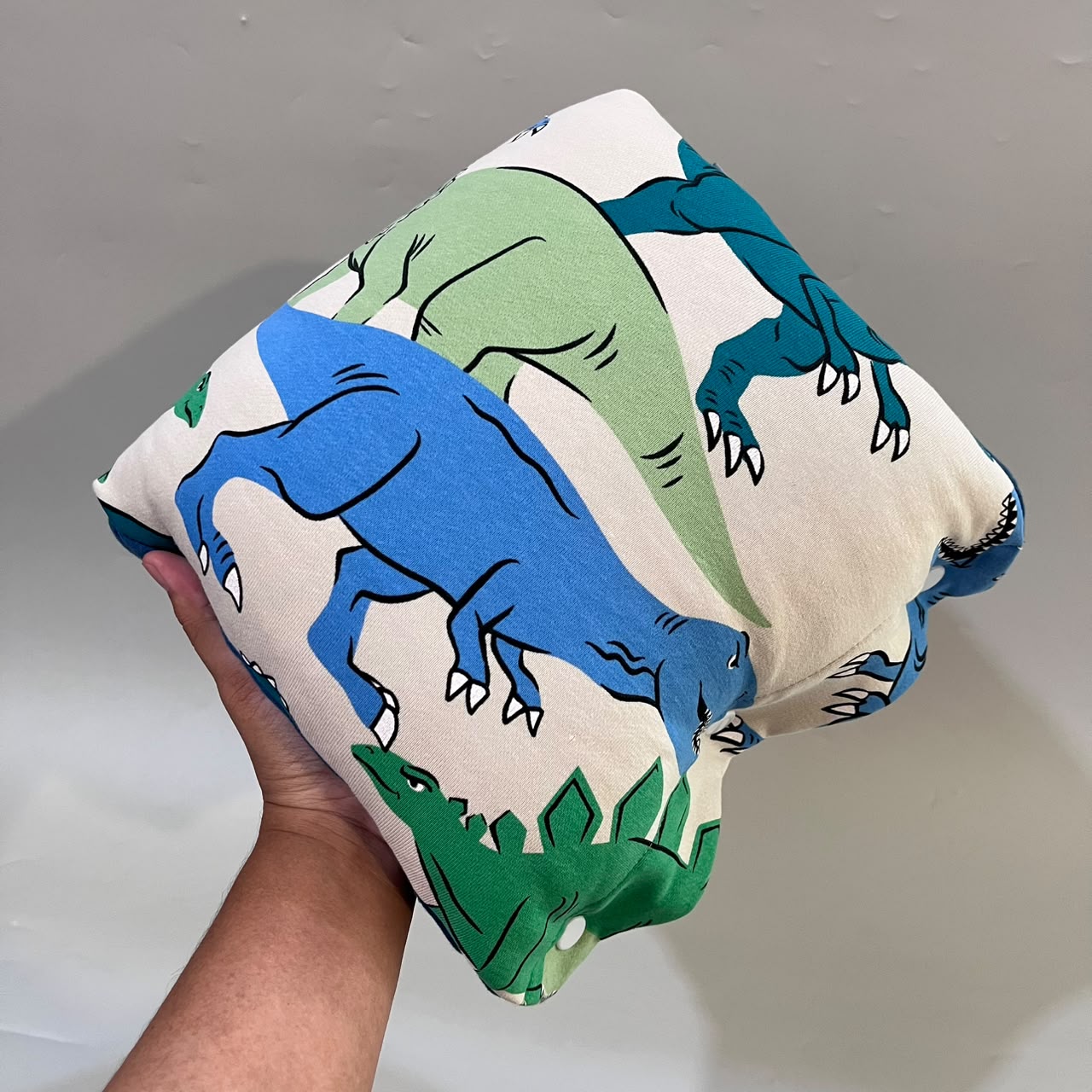 TRAVEL NURSING ARM PILLOW_DINO BIRU (KAOS)